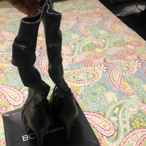 Knee high boots - Picture 2 of 2